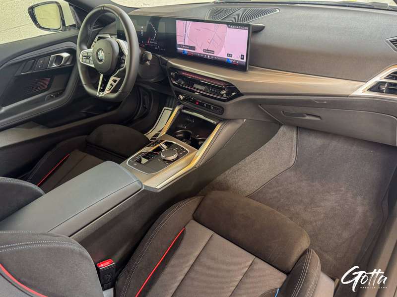 Photo du véhicule BMW 218