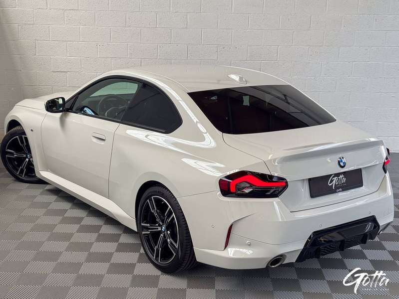 Photo du véhicule BMW 218
