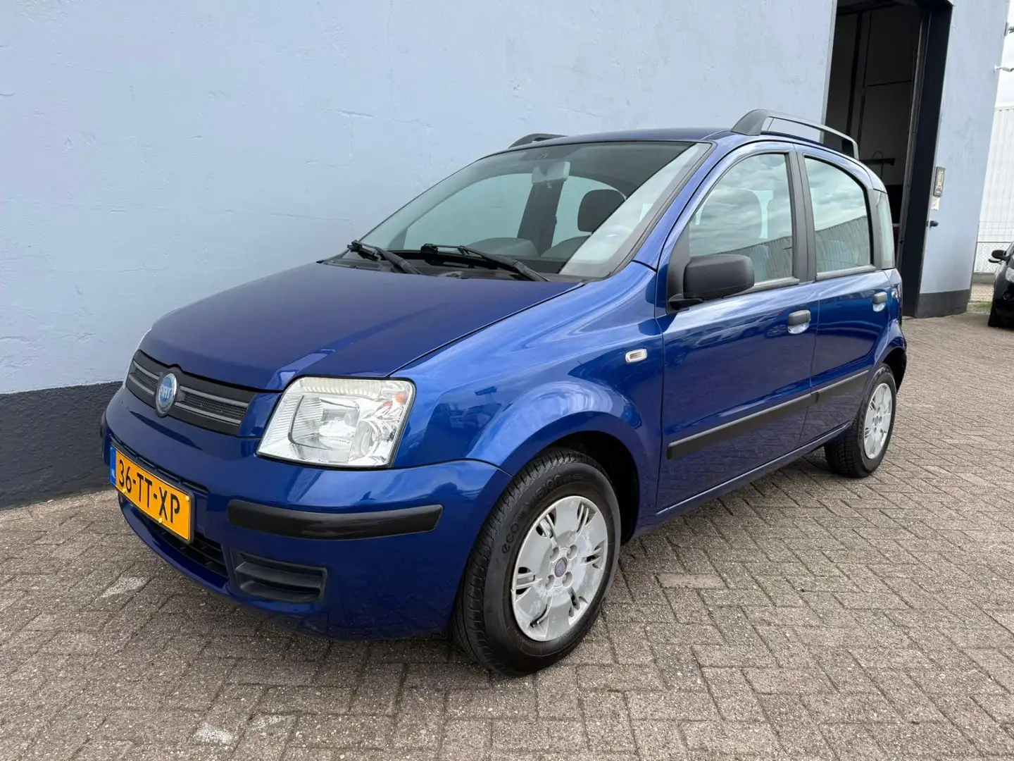 Fiat Panda 1.2 Emotion Automaat Blau - 1