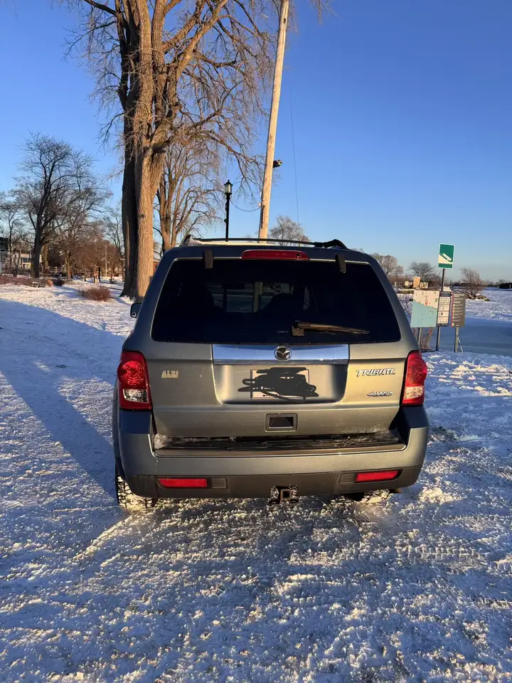 Mazda Tribute снимка Mazda Tribute