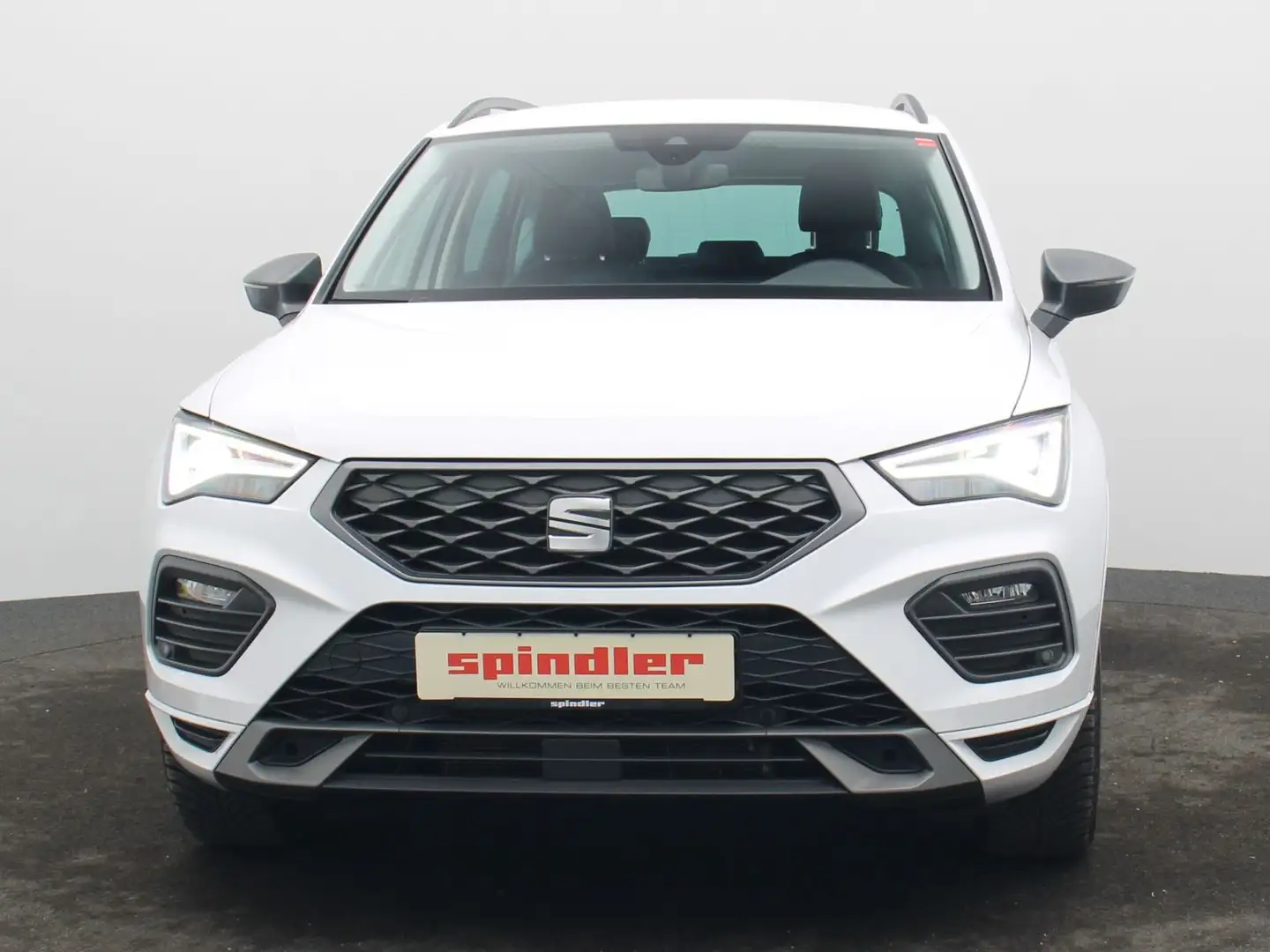 SEAT Ateca FR 2.0 TDI DSG / LED, Navi, RFK, SHZ, DAB+ Weiß - 2