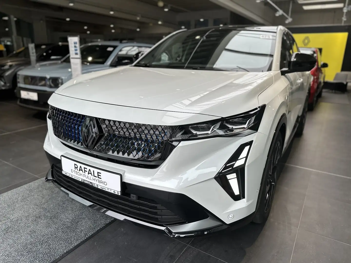 Renault Rafale Esprit Alpine Full Hybrid E-Tech 200PS Beyaz - 1