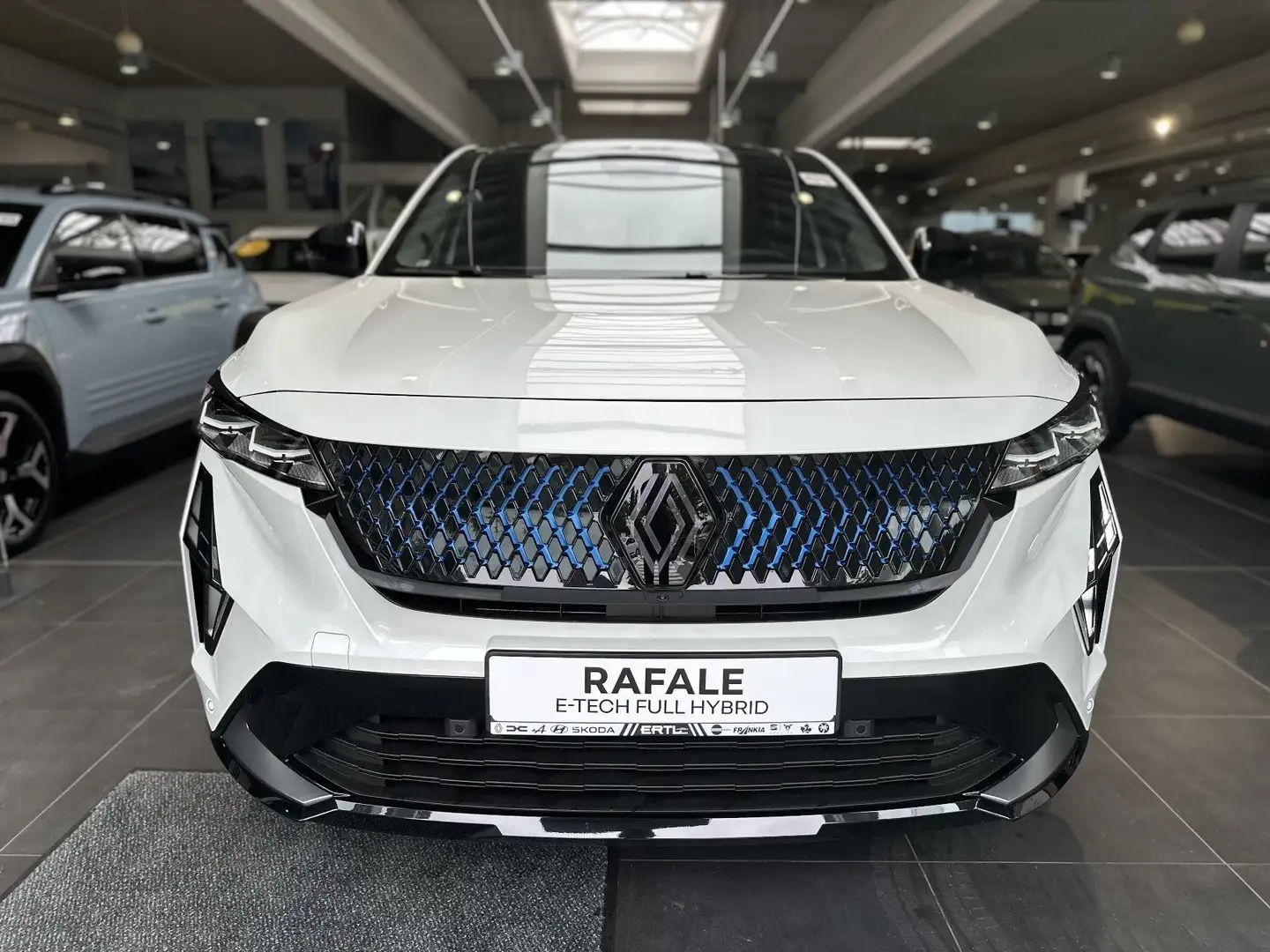 Renault Rafale Esprit Alpine Full Hybrid E-Tech 200PS Beyaz - 2