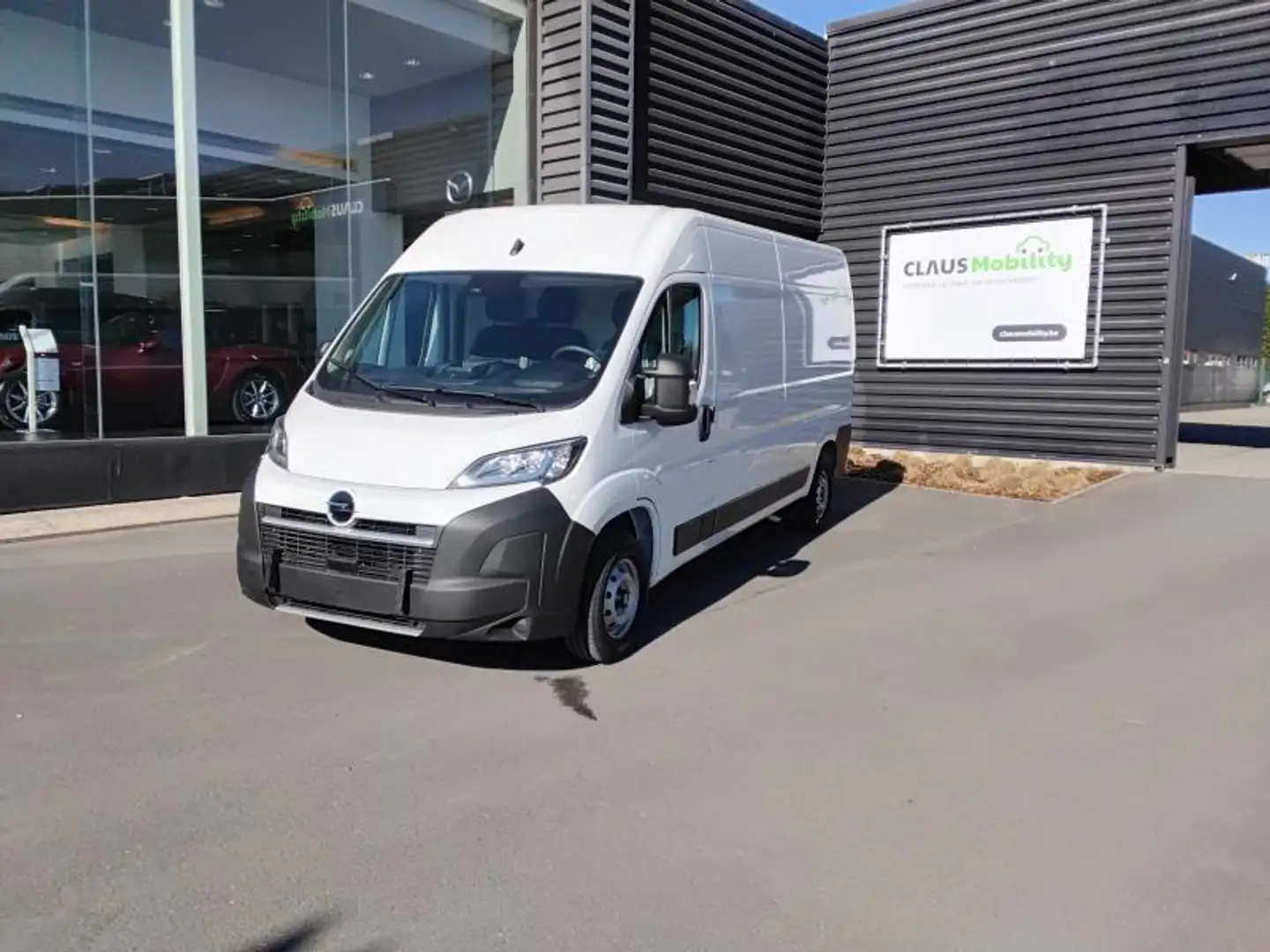Opel Movano L3H2 140 PK MT - €24200 + BTW Weiß - 1