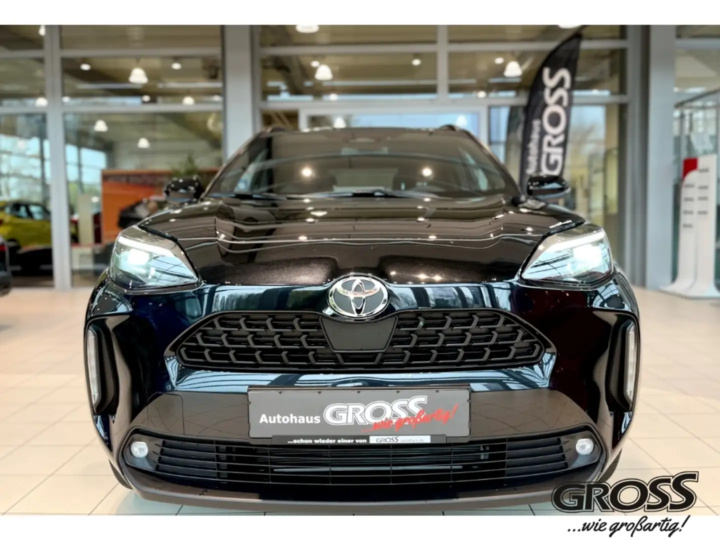 Toyota Yaris Cross Hybrid FWD Teamplayer Navi Digitales Cockpit LED A Schwarz - 2
