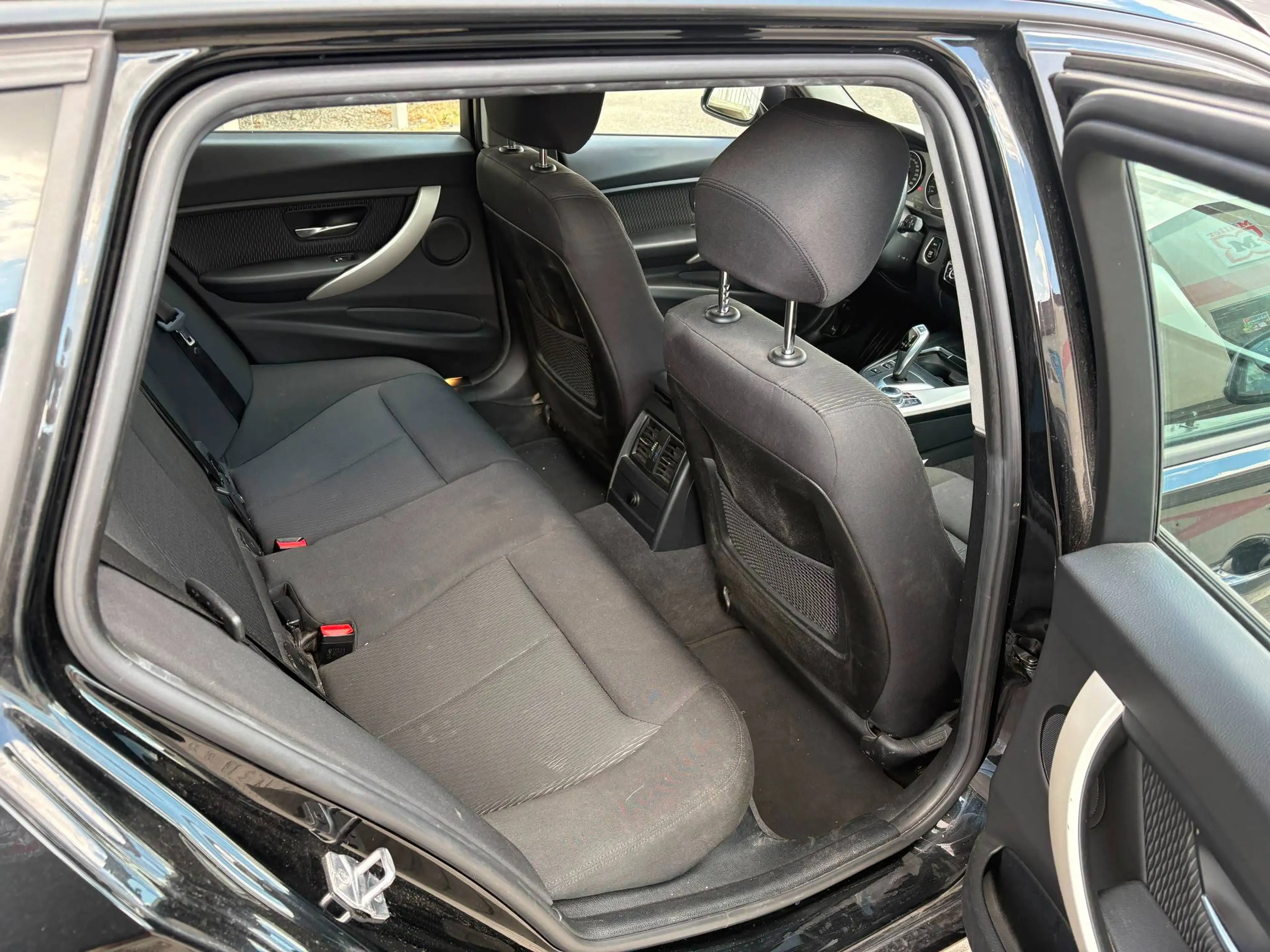 BMW 316 3er Touring Diesel 316d Aut. Advantage*Spurhalteassistent*Navigation*PDC vorne + hinten*Elektrische Heckklappe* — photo 10