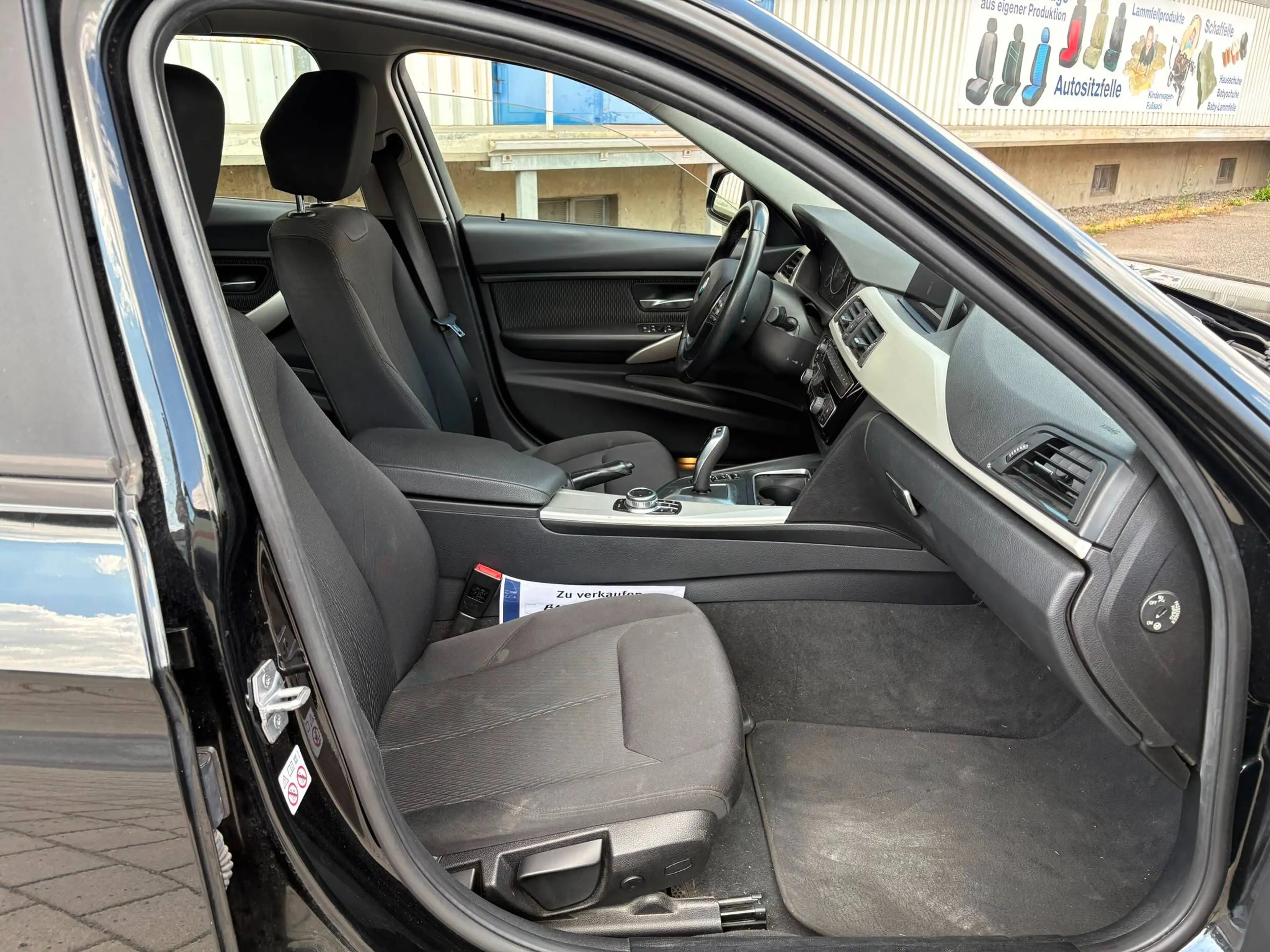 BMW 316 3er Touring Diesel 316d Aut. Advantage*Spurhalteassistent*Navigation*PDC vorne + hinten*Elektrische Heckklappe* — photo 9