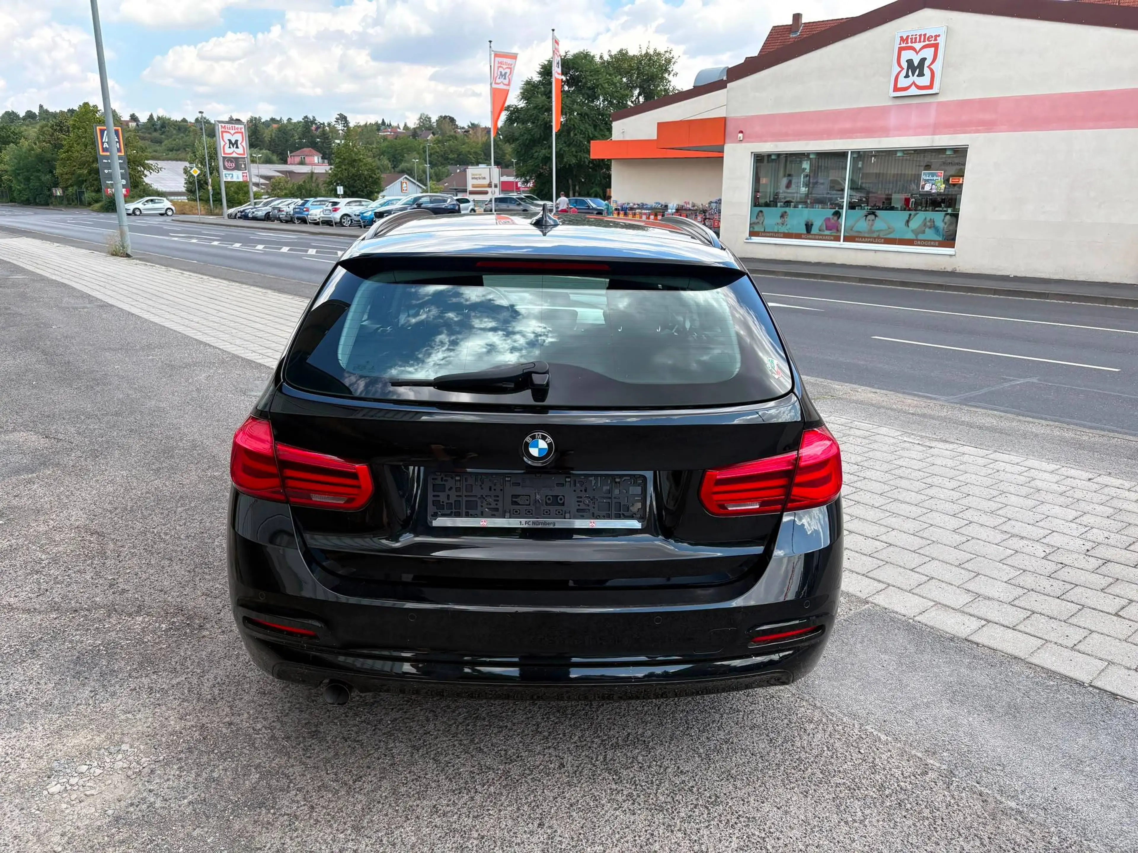 BMW 316 3er Touring Diesel 316d Aut. Advantage*Spurhalteassistent*Navigation*PDC vorne + hinten*Elektrische Heckklappe* — photo 6