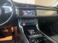 Jaguar XF Pure Schwarz - thumbnail 6