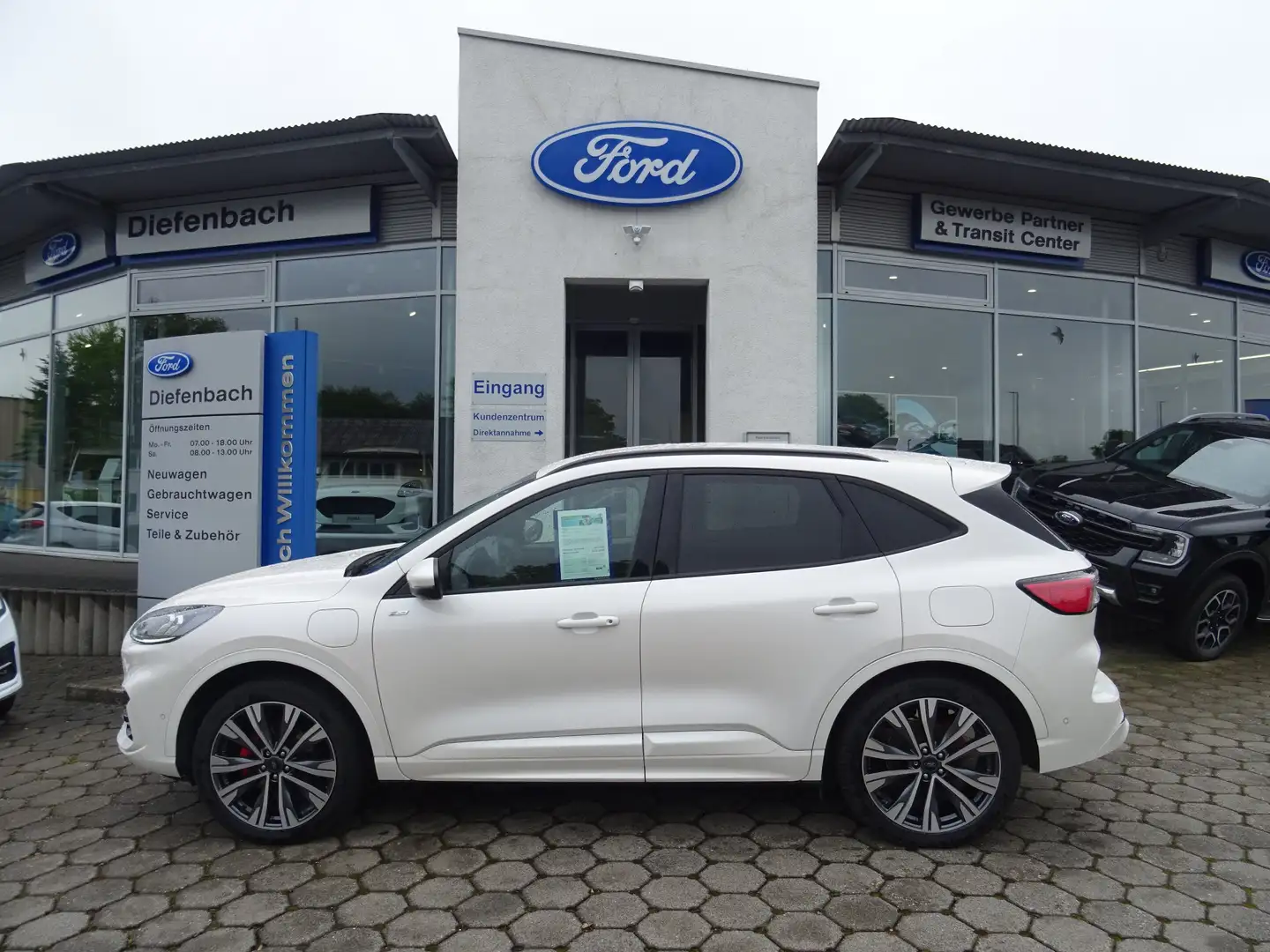 Ford Kuga 2.5 Plug-In Hybrid ST-Line X +LED+Kamera+20"+ACC Weiß - 2