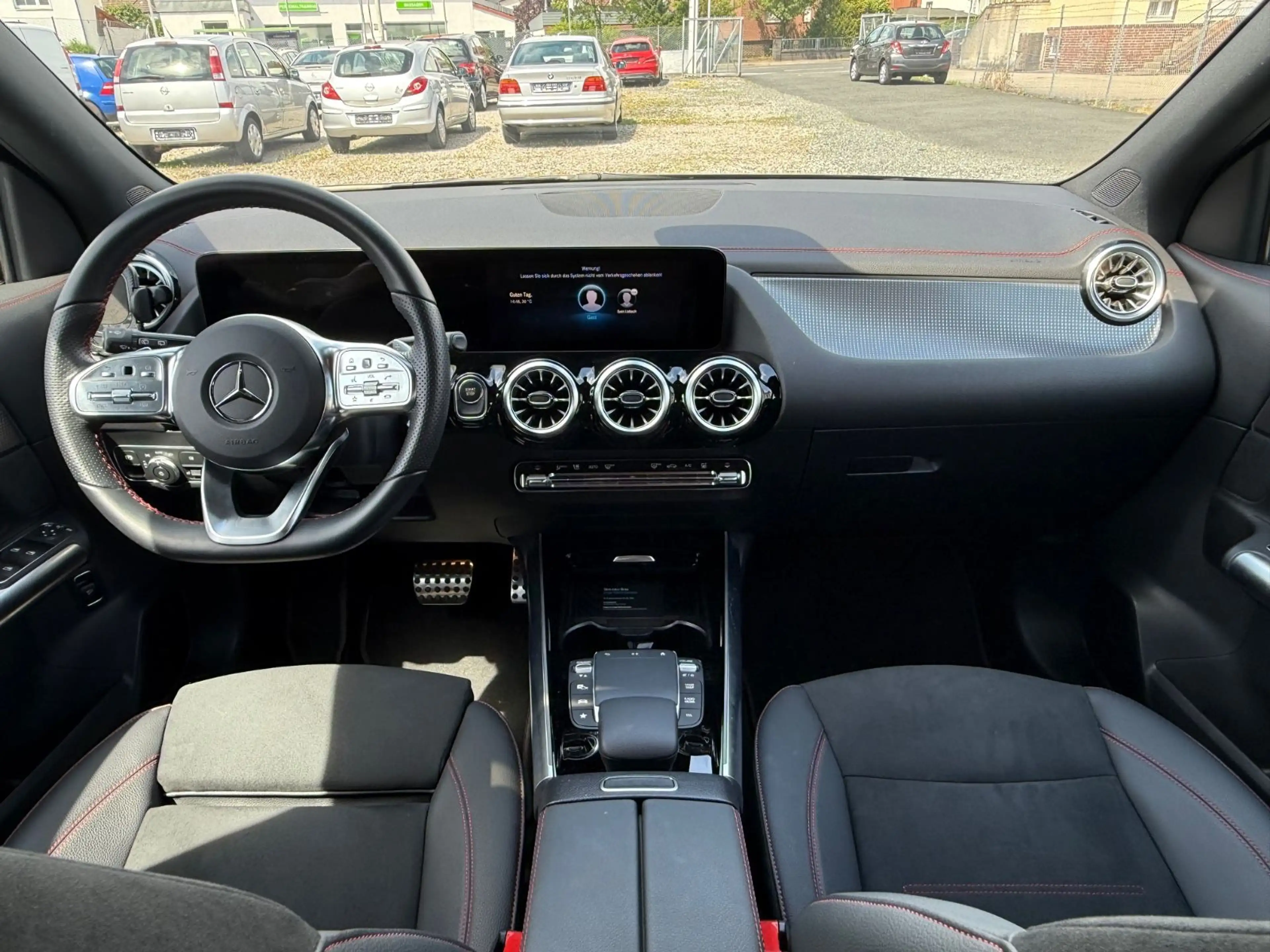 Mercedes-Benz EQA 300 4Matic AMG JungeSterne G.|Insp Neu|Night — photo 15