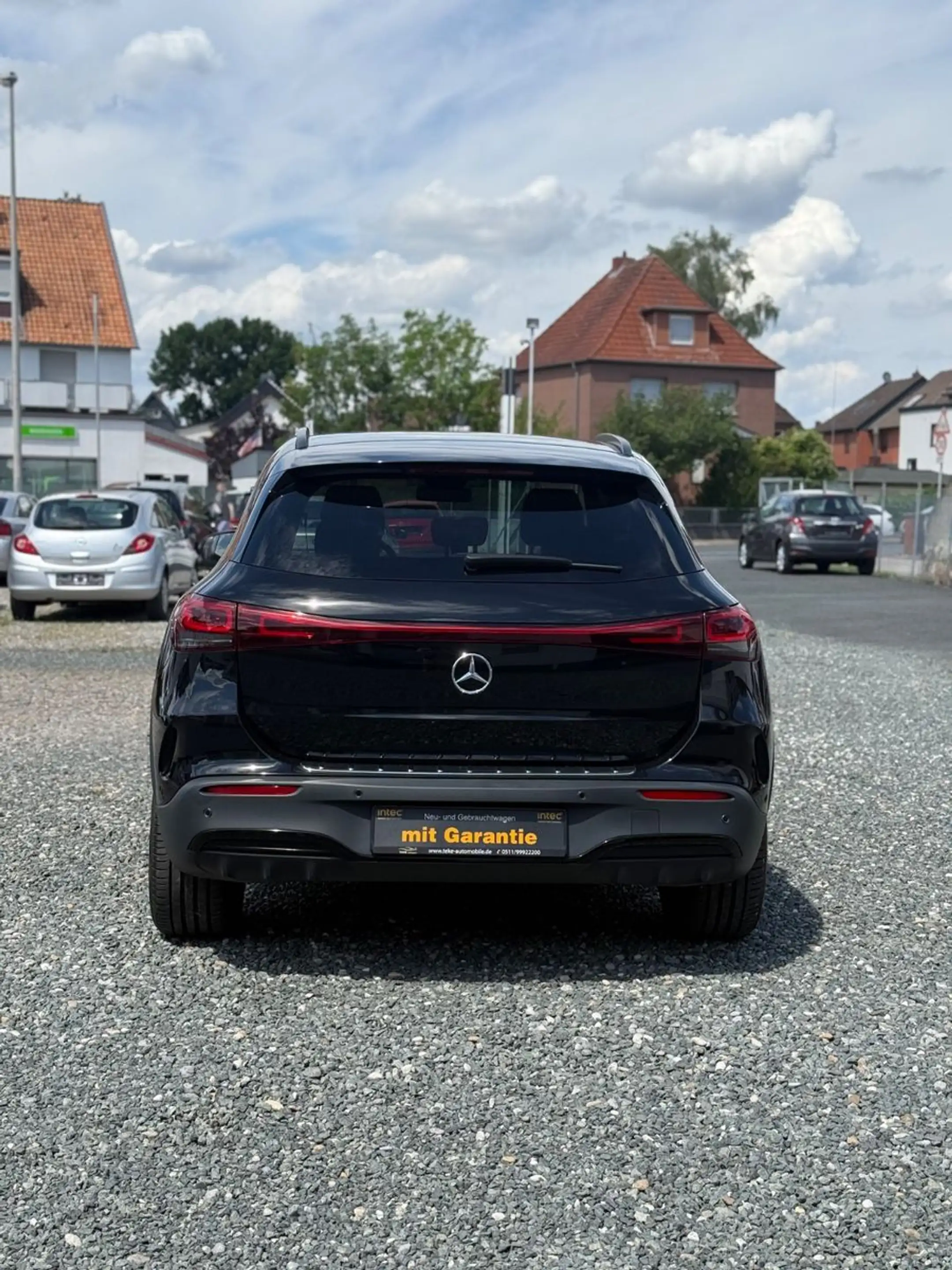 Mercedes-Benz EQA 300 4Matic AMG JungeSterne G.|Insp Neu|Night — photo 3