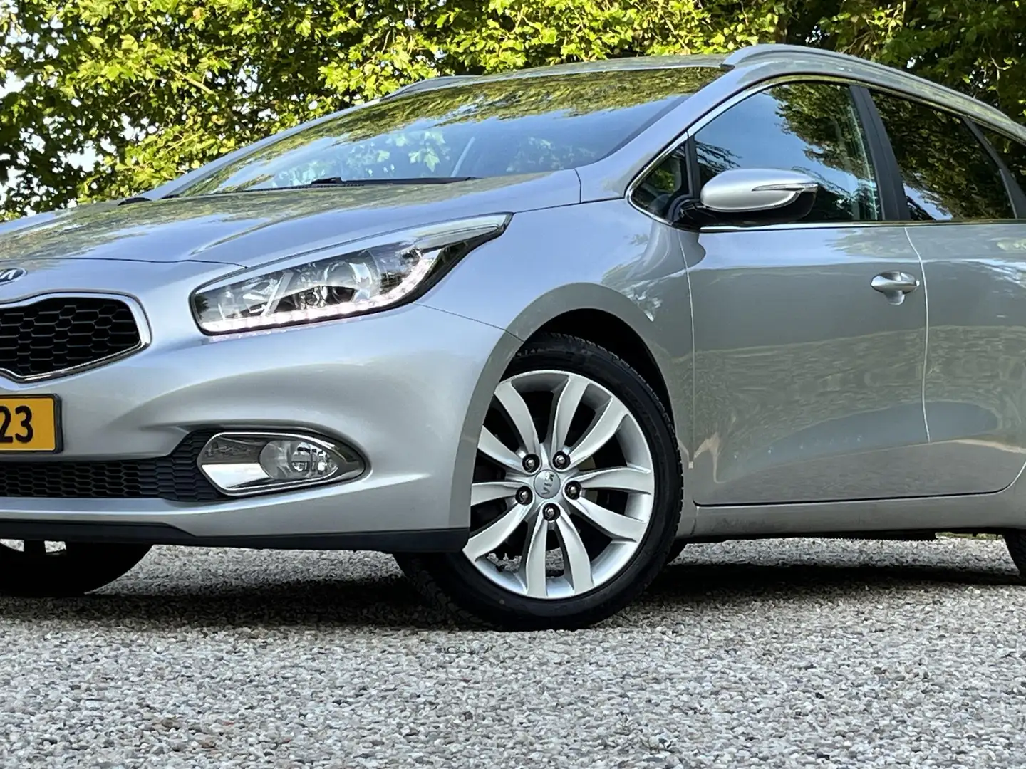 Kia Ceed SW / cee'd SW Sportswagon *Frisse Auto*Leuke Opties*Zie Tekst* Grijs - 2