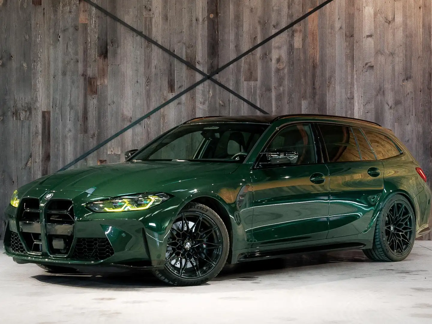 BMW M3 Touring | British racing green Grün - 1
