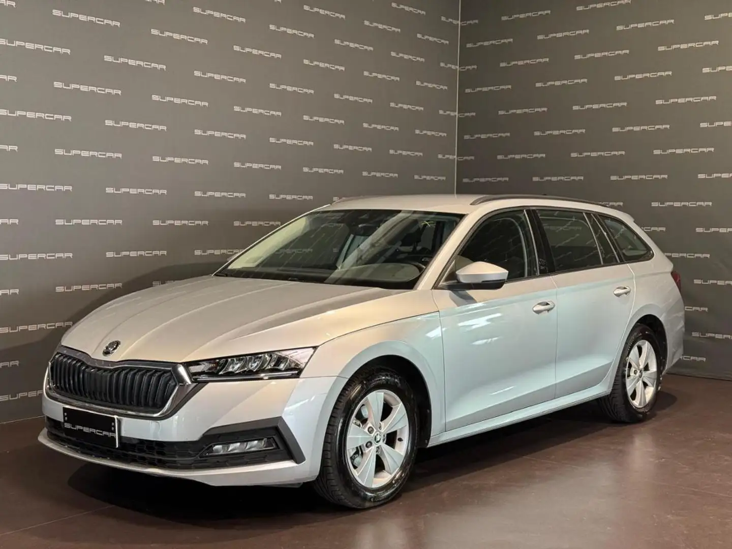 Skoda Octavia 1.0 TSI Wagon Executive Argento - 1
