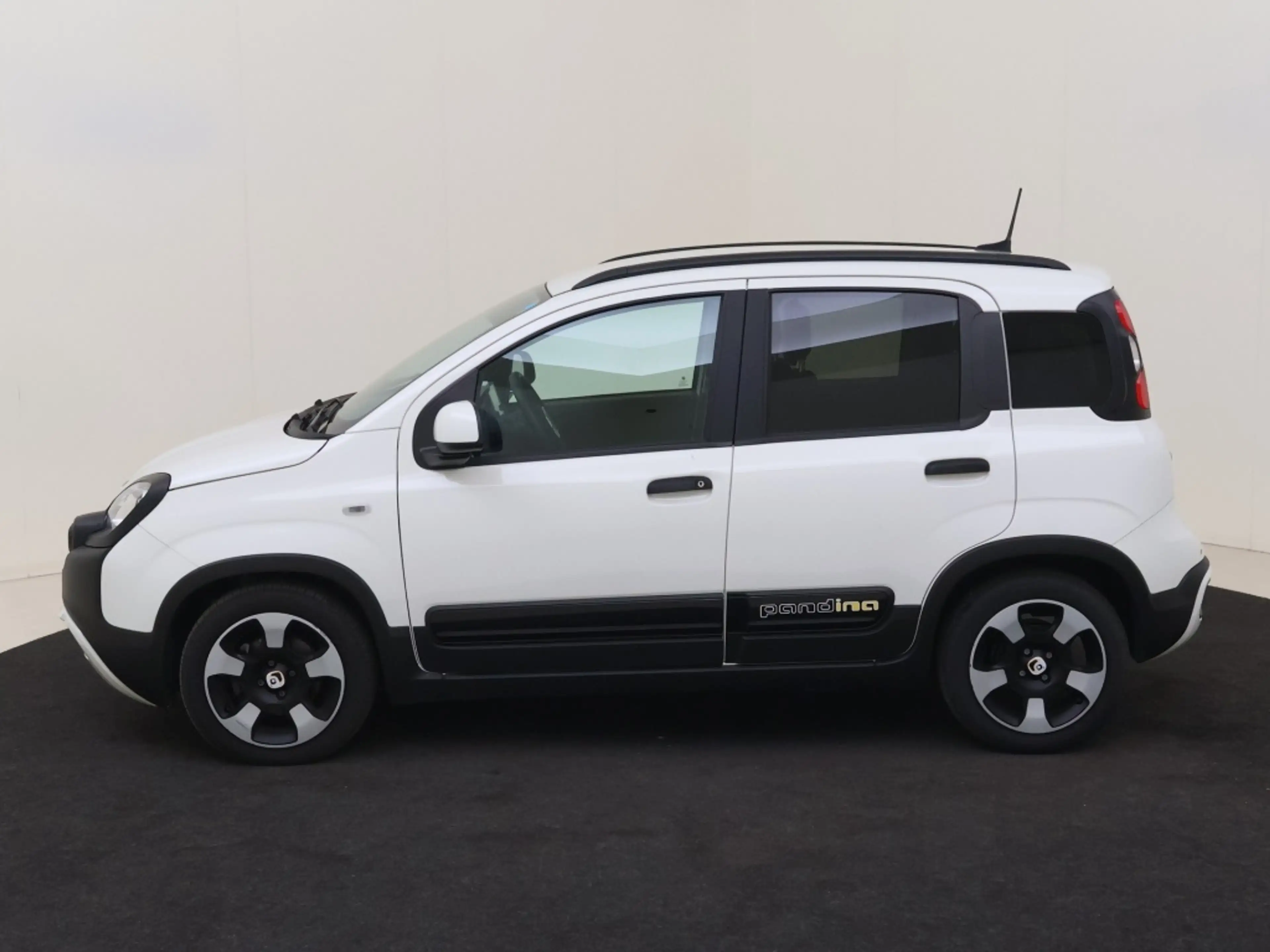 Fiat Panda 1.0 Hybrid Cross — photo 7