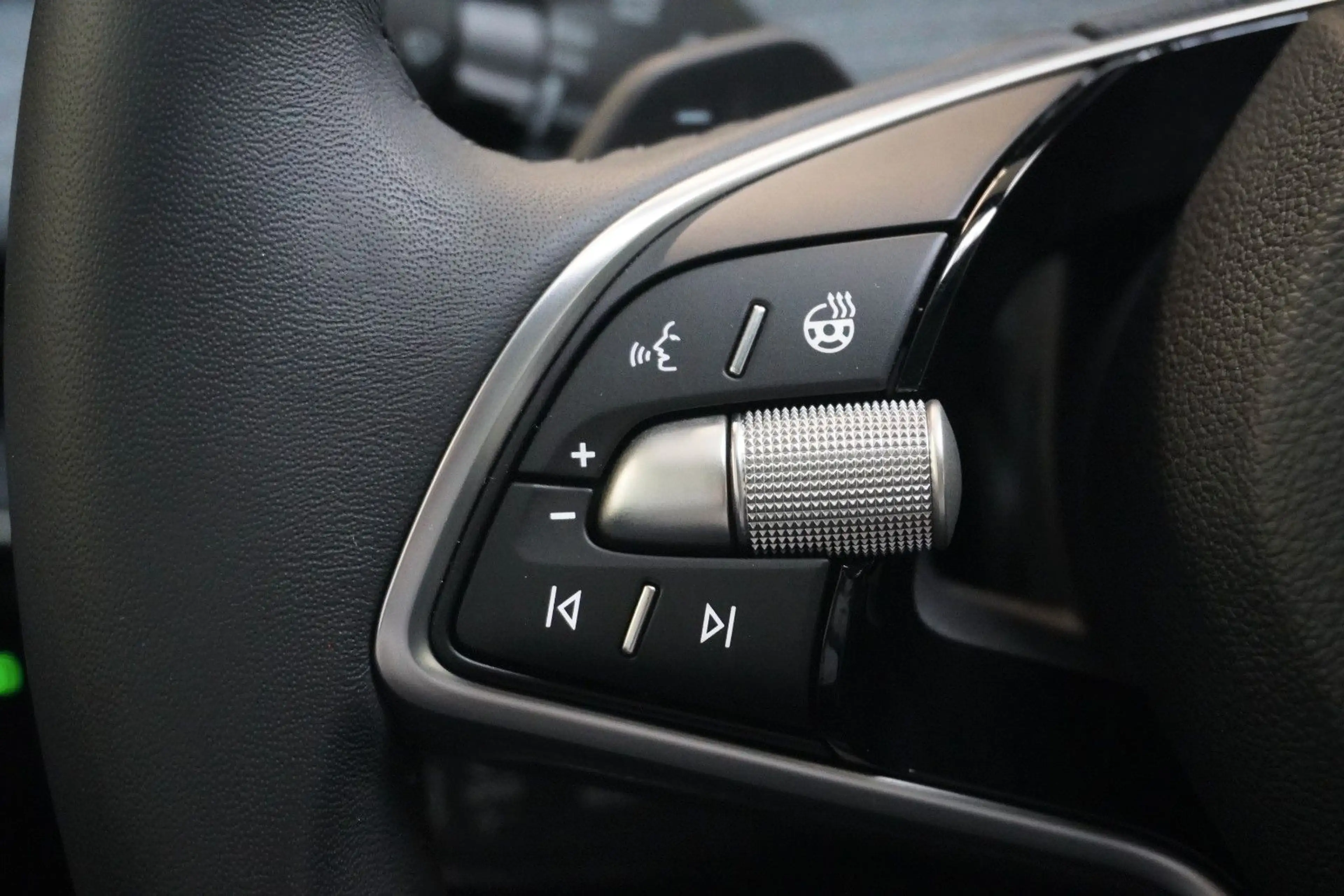 Skoda Superb Kombi Selection 1.5 TSI mHEV DSG*AHK*NAVI — photo 13