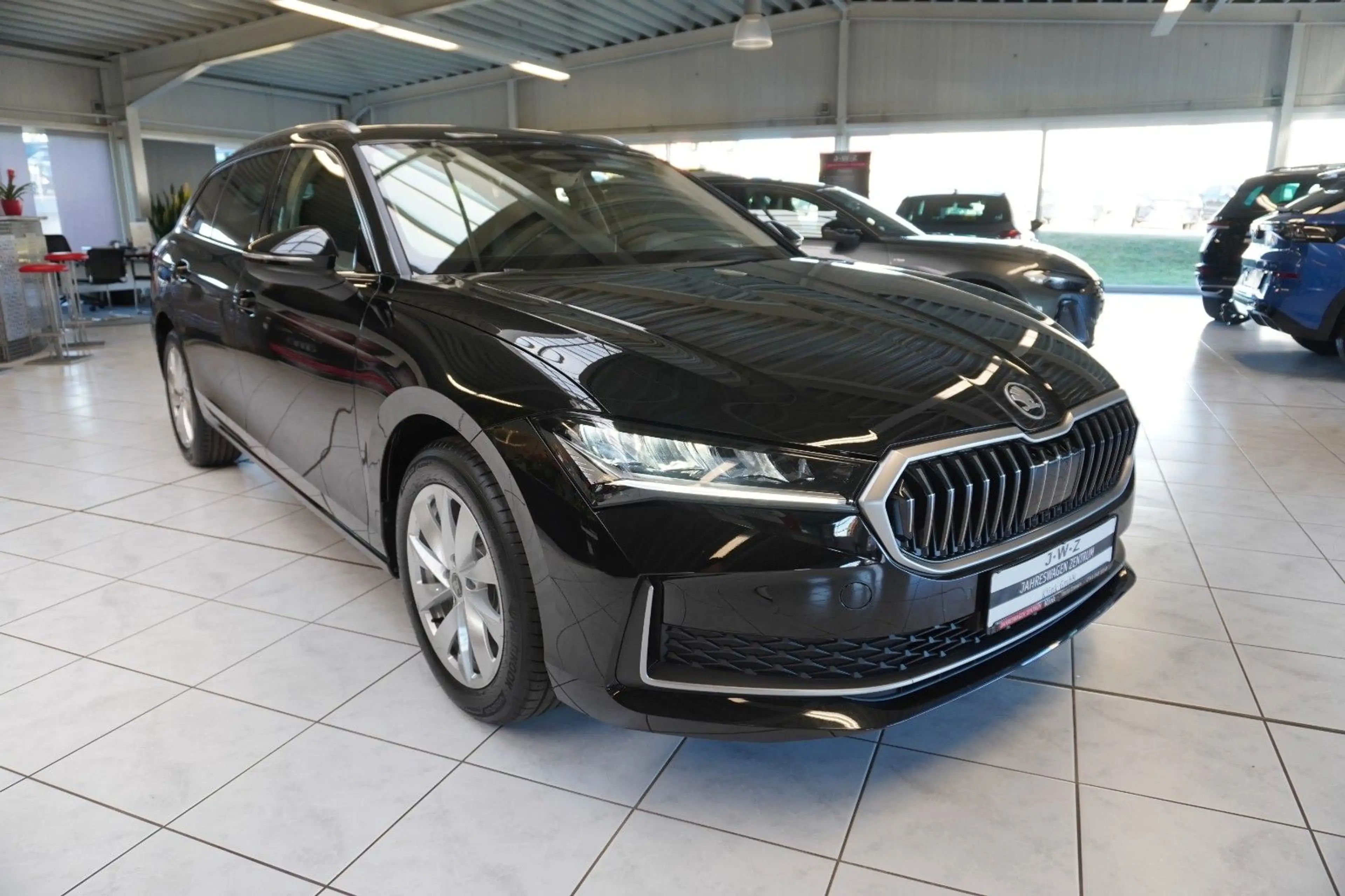 Skoda Superb Kombi Selection 1.5 TSI mHEV DSG*AHK*NAVI — photo 3