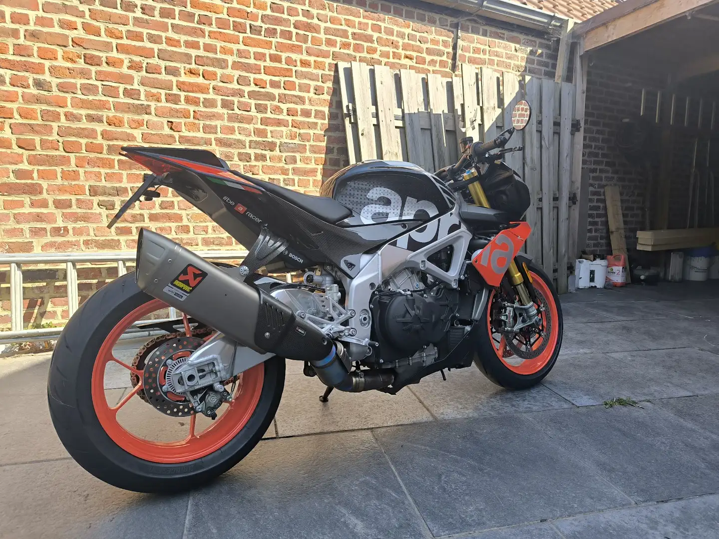 Aprilia Tuono Aprilia Tuono v4 factory 1100 Czerwony - 2