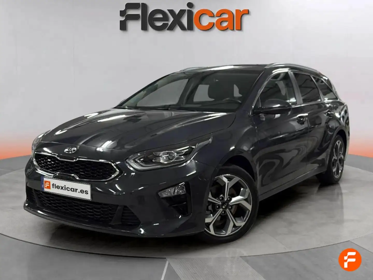 Kia Tourer 1.5 MHEV 118kW (160CV) Tech DCT Šedá - 2