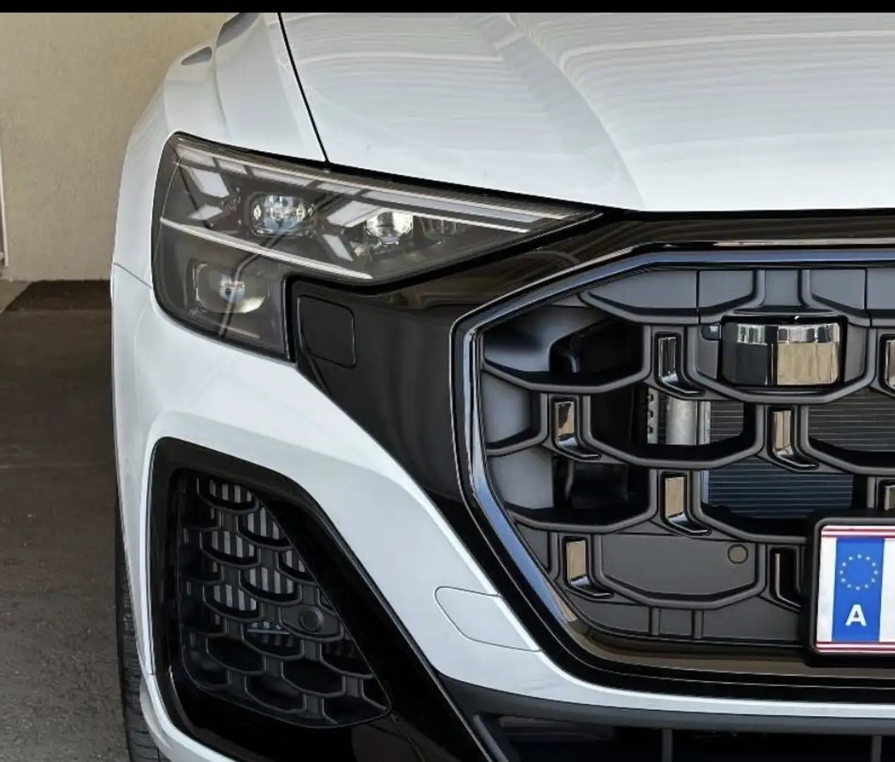 Audi Q8 60 TFSI e quattro „voll“ 8xRS Felgen Garantie Weiß - 1