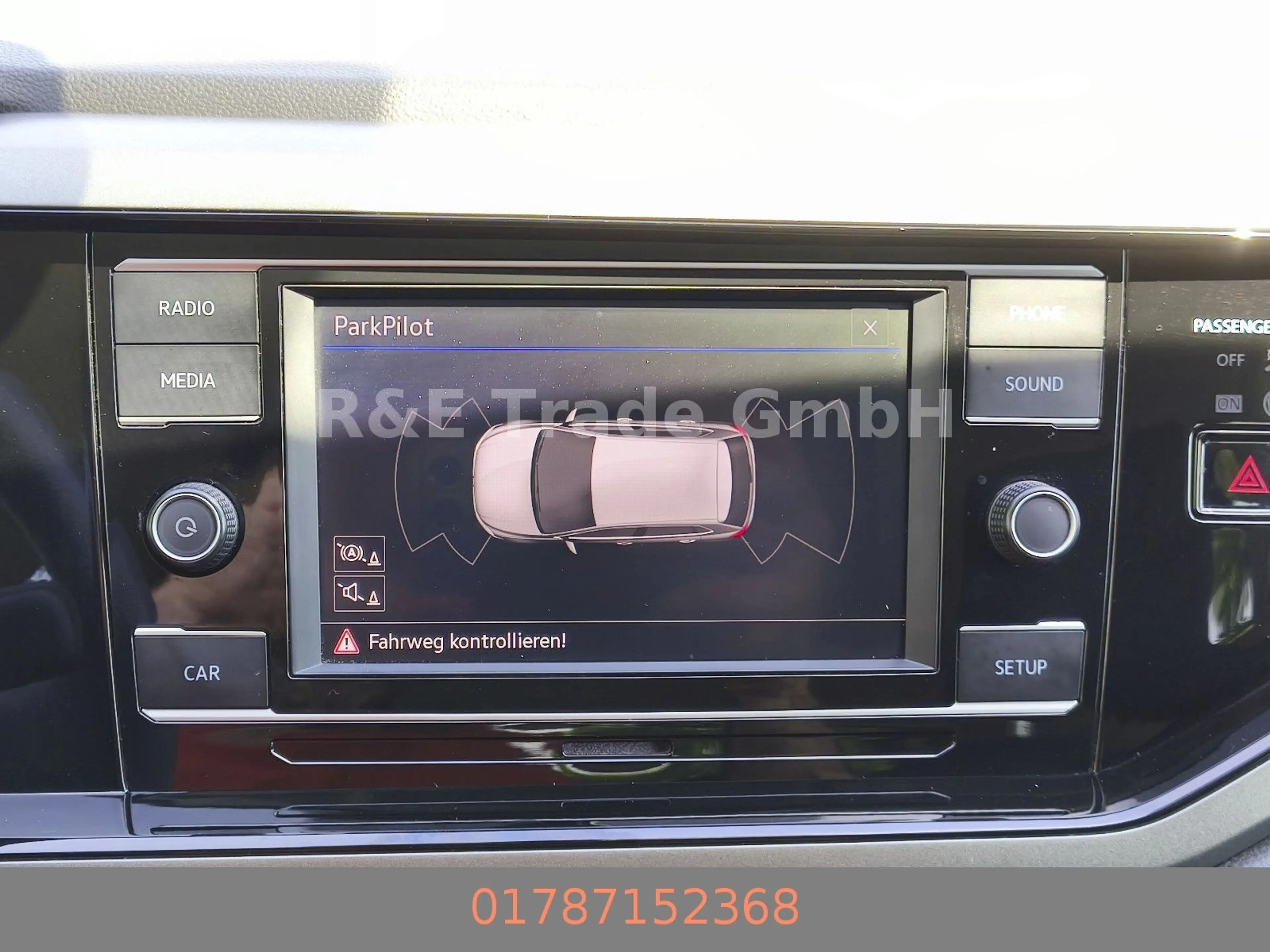 Volkswagen Polo VI Klima PDC vorne+hinten Tempomat 1.Hand — photo 9