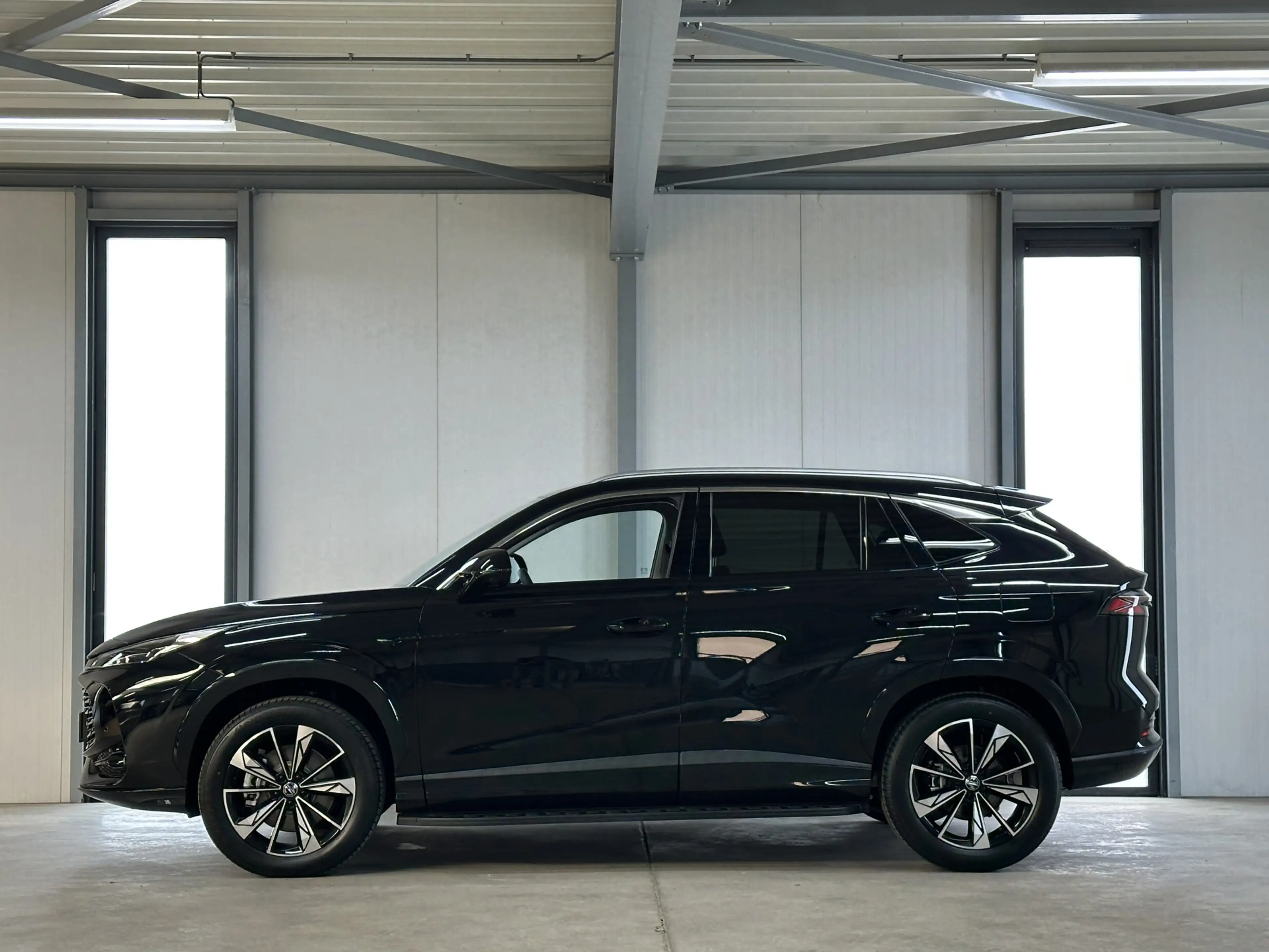 MG HS MG PHEV 1.5 Luxury | Leder | Apple Carplay/Android — photo 2