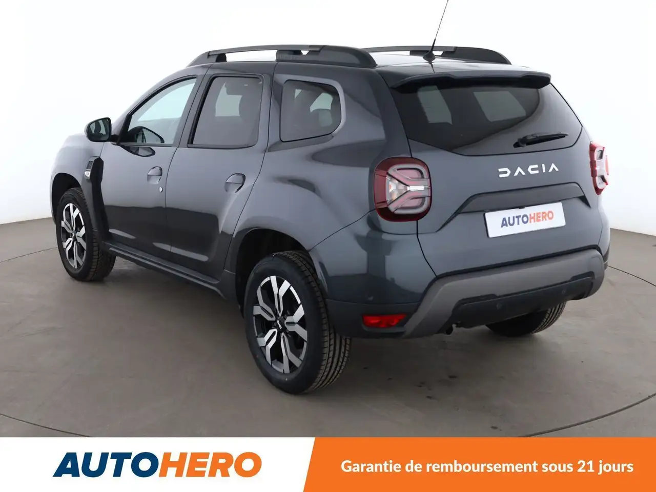 Dacia Duster — photo 4