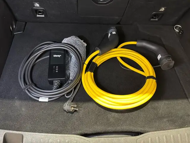 Jeep Renegade view 13