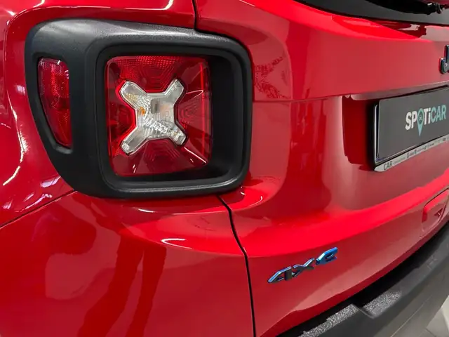 Jeep Renegade view 20