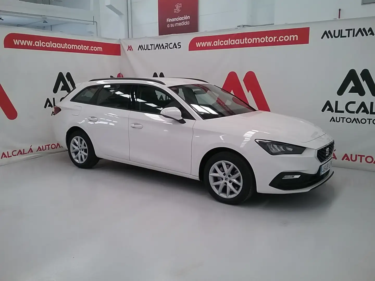 SEAT Leon ST 2.0TDI CR S&S Style DSG-7 150 Blanco - 2