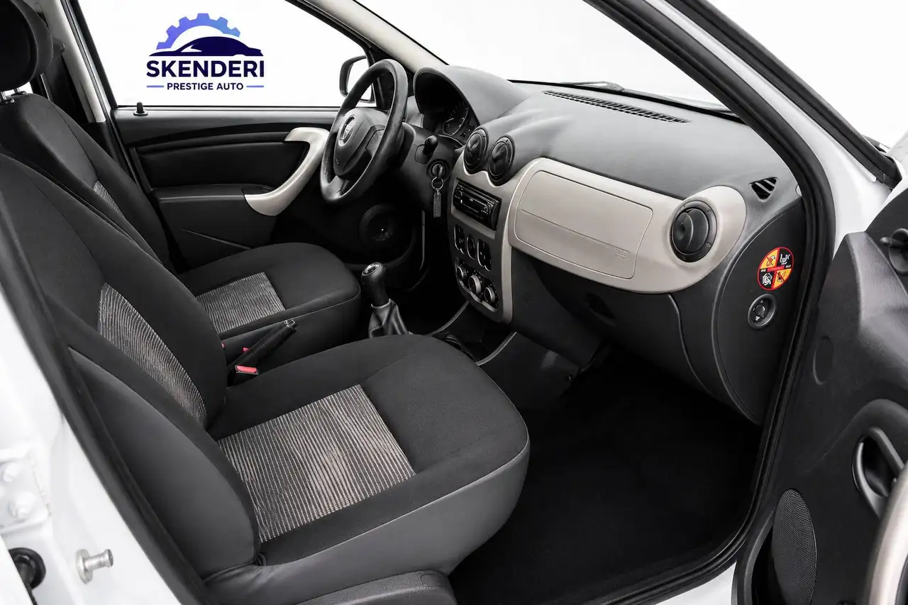 Dacia Sandero Sandero — photo 5