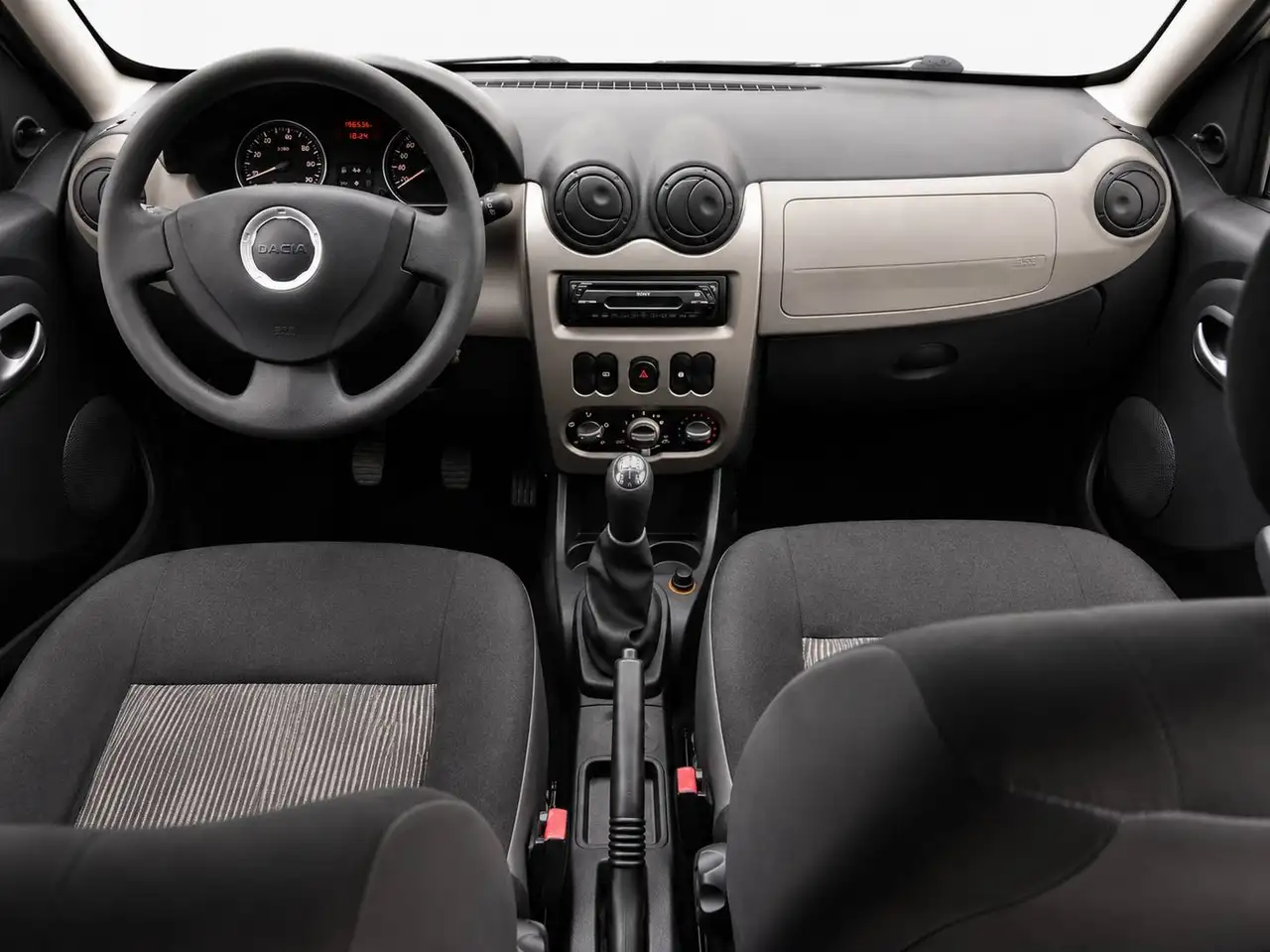 Dacia Sandero Sandero — photo 9