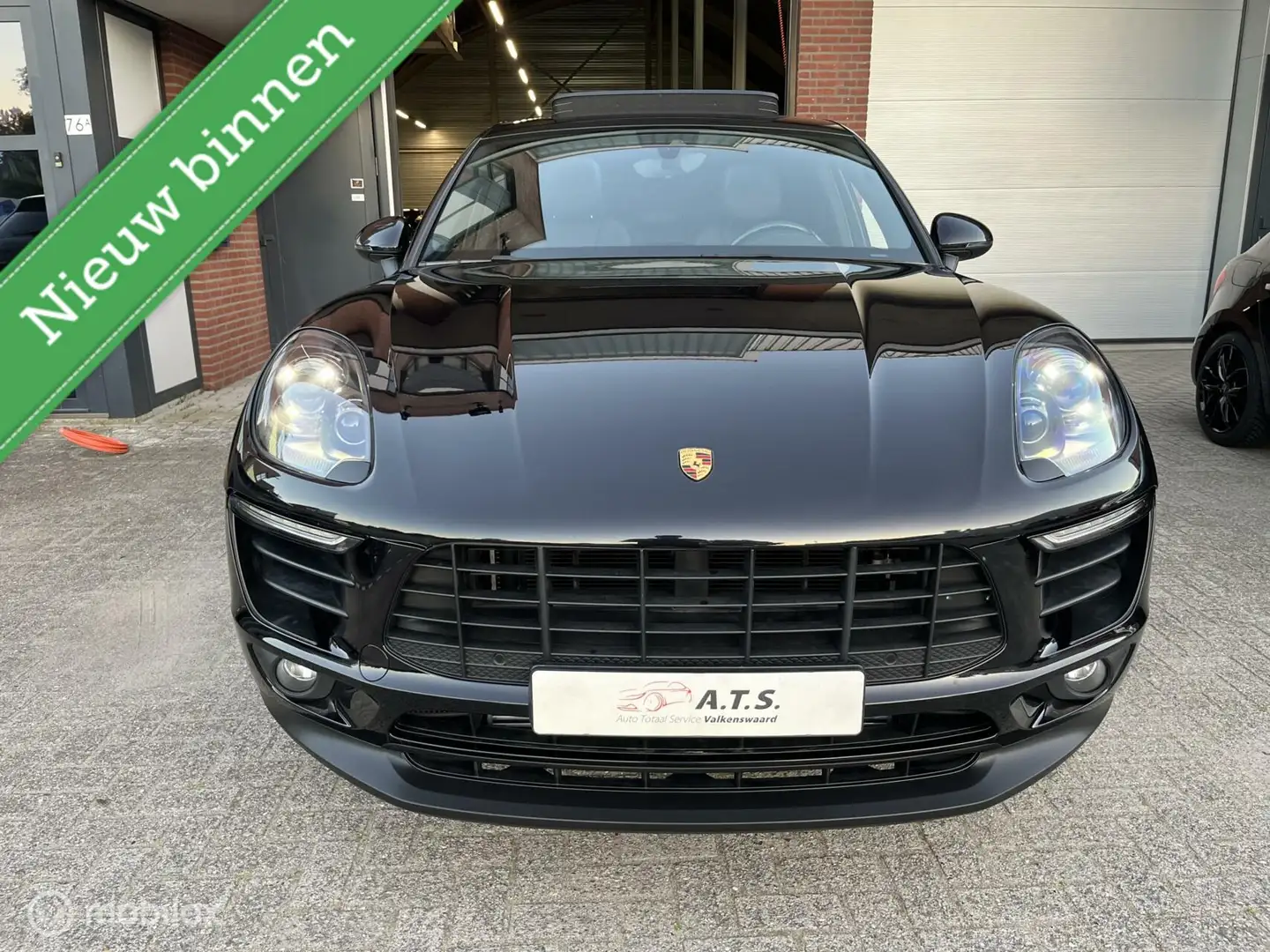 Porsche Macan 2.0 252PK SCHUIFDAK*NAVI*CLIMA*CAMERA*CRUISE* Zwart - 2