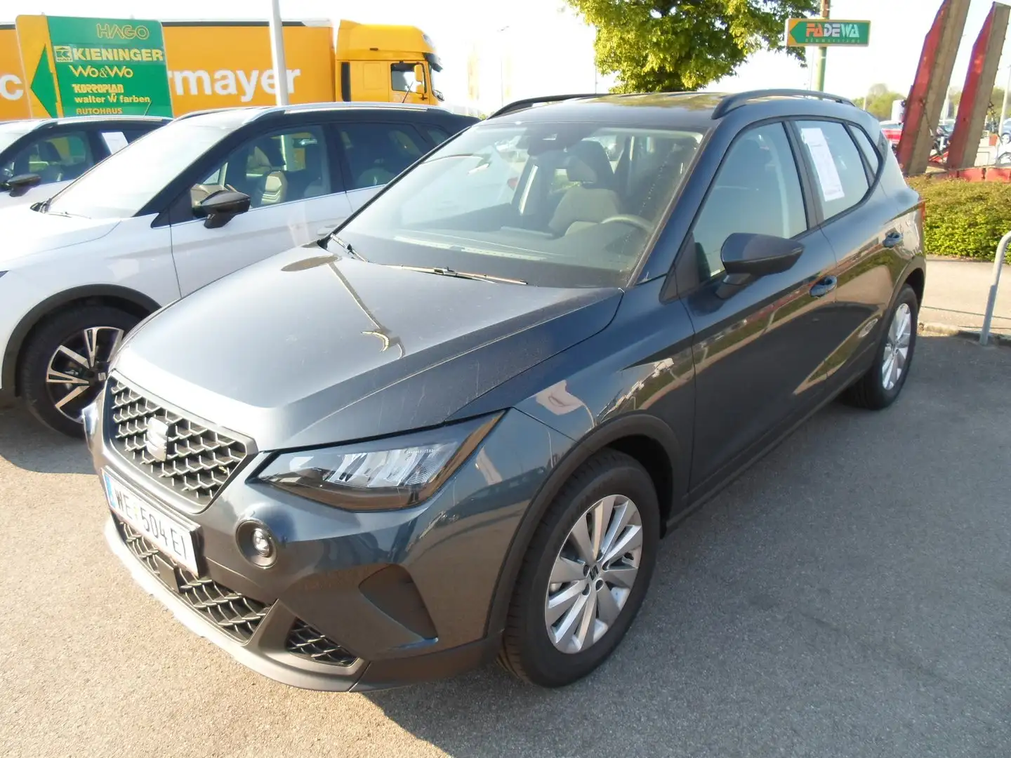 SEAT Arona Reference Edition 1.0 TSI Grau - 1