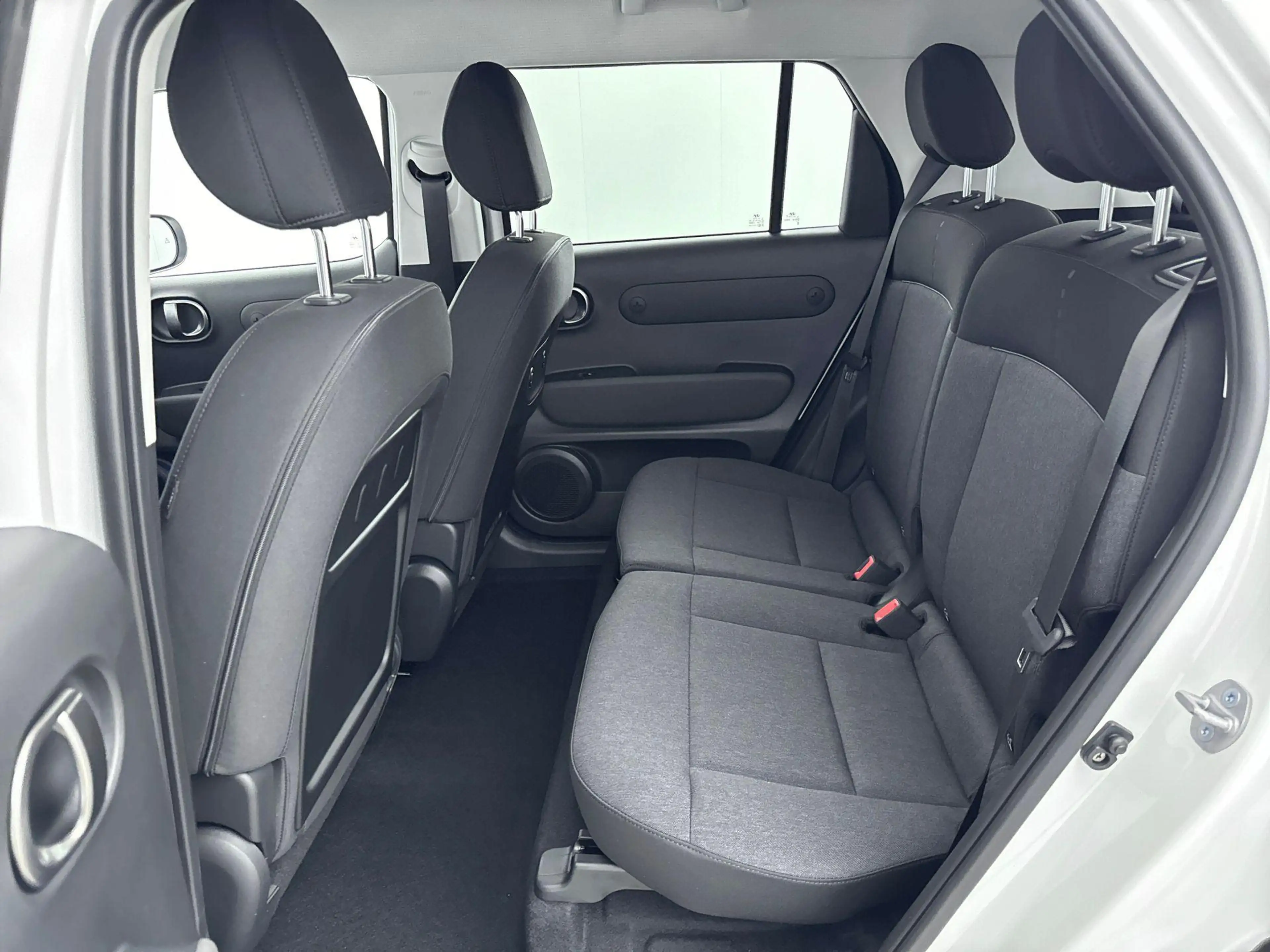 Hyundai Inster Evolve + WTR | Nieuw | Direct leverbaar! | Winter — photo 8