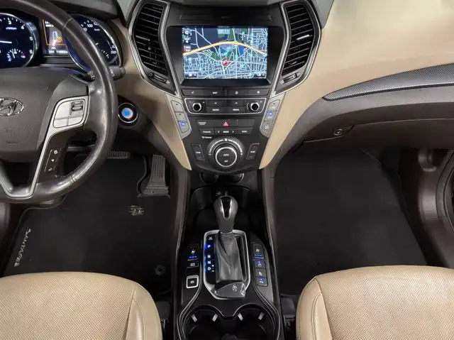 Hyundai Santa Fe view 19