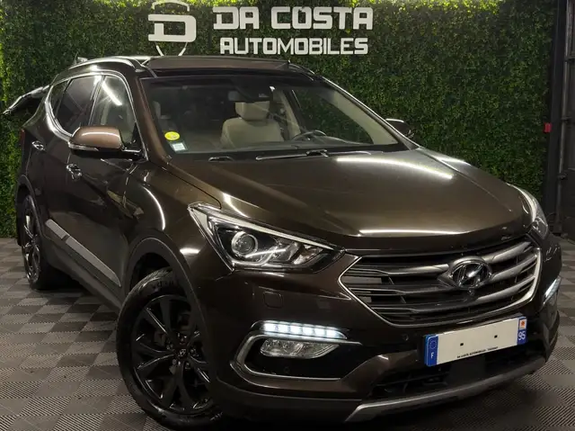 Hyundai Santa Fe view 4