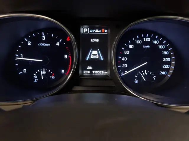 Hyundai Santa Fe view 26