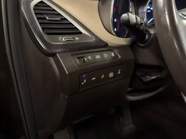 Hyundai Santa Fe view 11