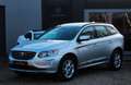 Volvo XC60 T5 Ocean Race Geartronic Aut 3,2 BENZIN Silber - thumbnail 3