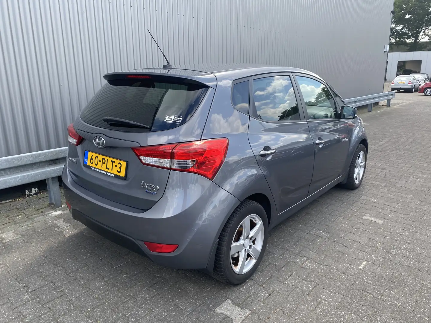 Hyundai iX20 1.6i i-Vision A/C, CC, USB, LM, nw. APK – Inruil M Grijs - 2