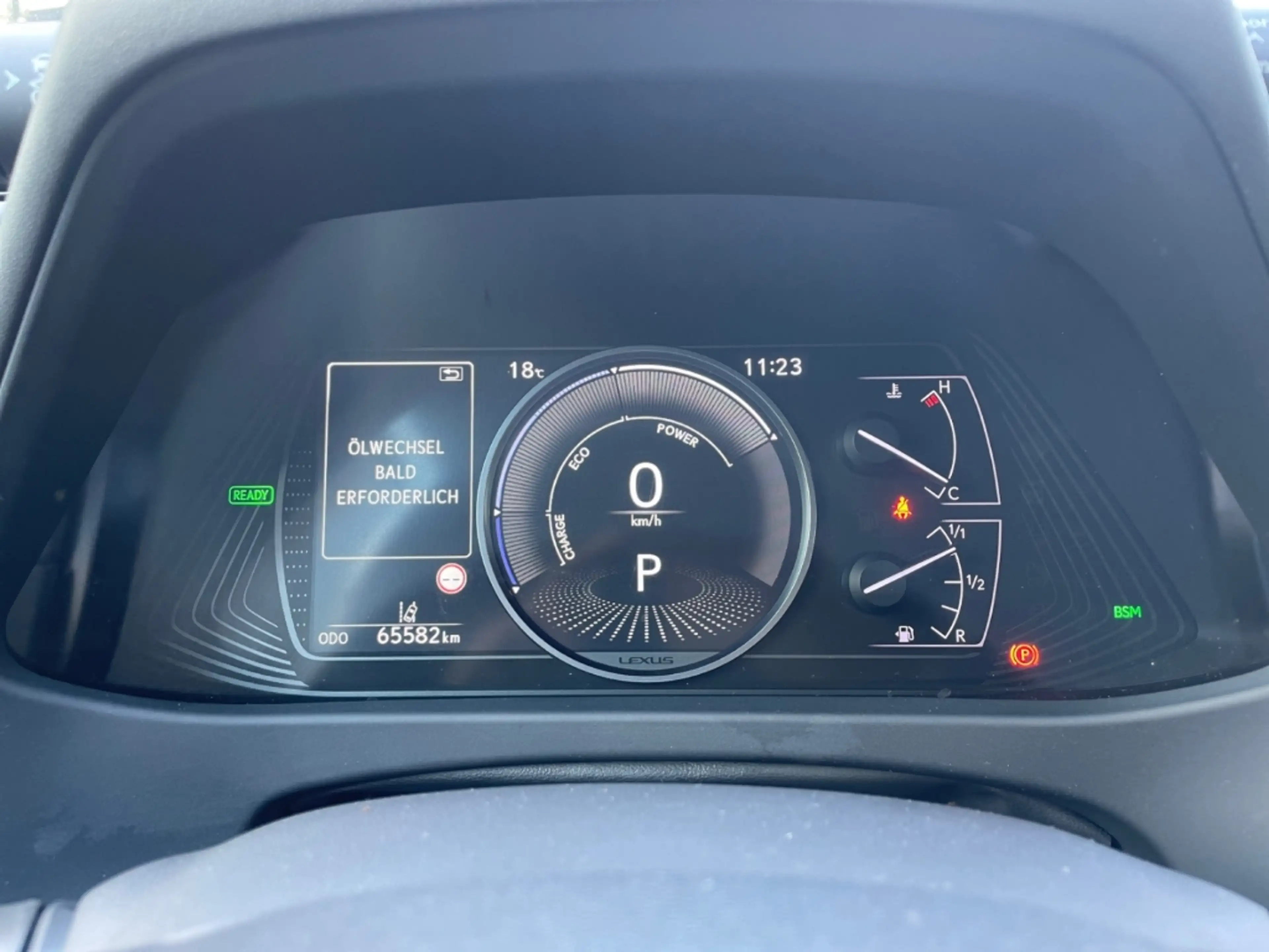 Lexus UX 250h Style+ Edition *LED*ACC*CAM*SHZ*CarPlay* — photo 14