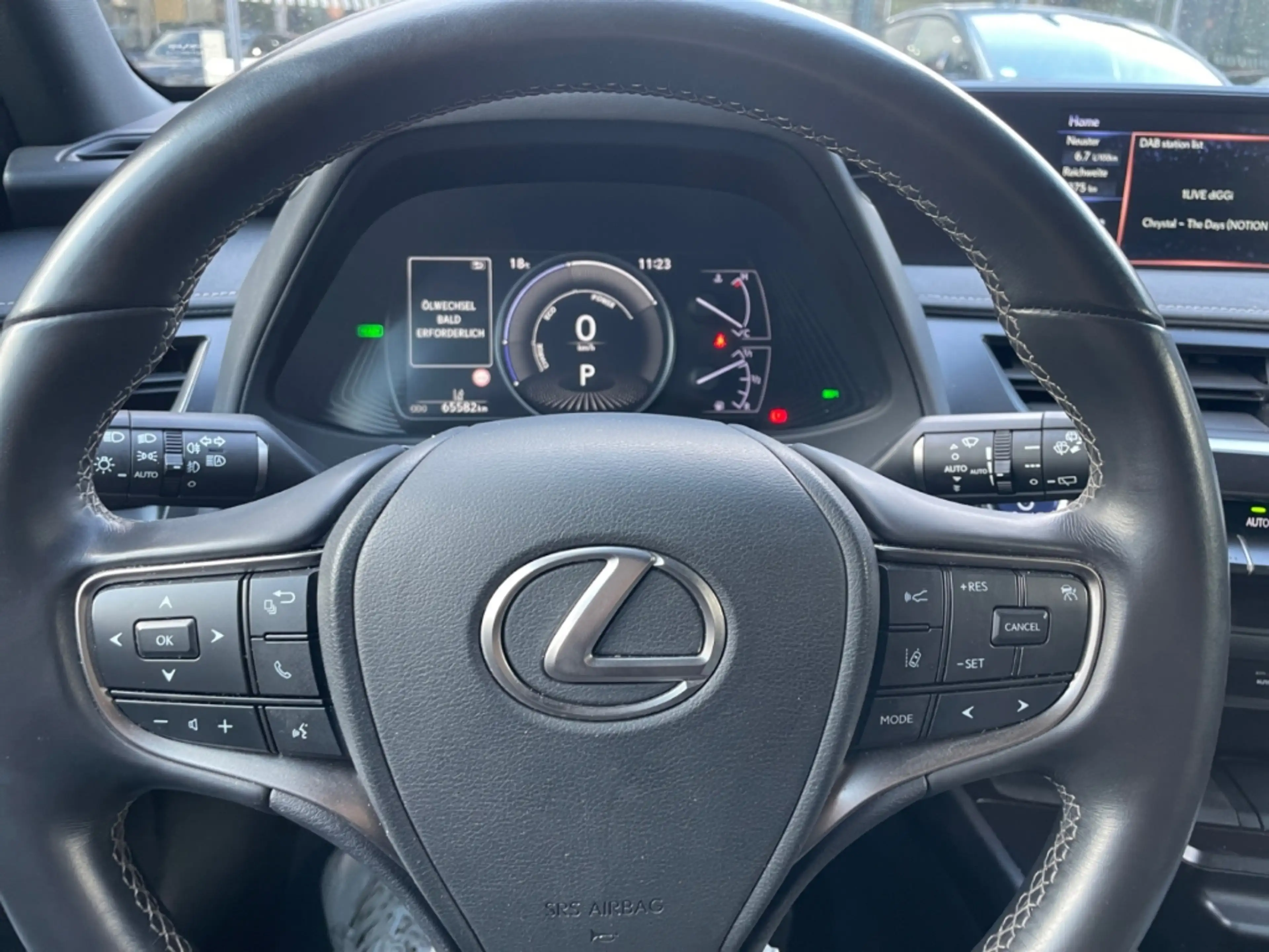 Lexus UX 250h Style+ Edition *LED*ACC*CAM*SHZ*CarPlay* — photo 13