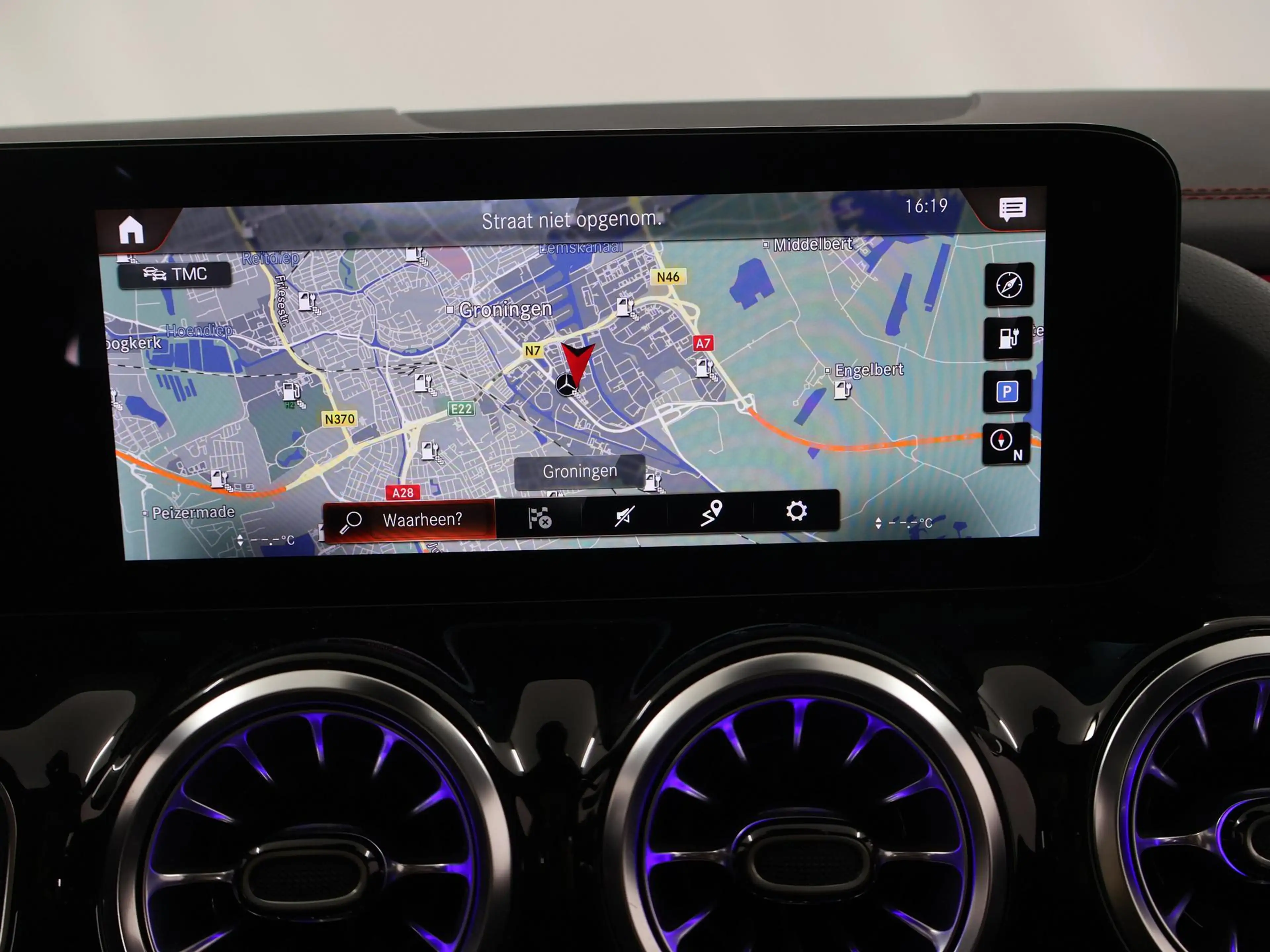 Mercedes-Benz EQA 250 AMG Line 67 kWh | Panoramadak | Trekhaak | Stoelve — photo 13