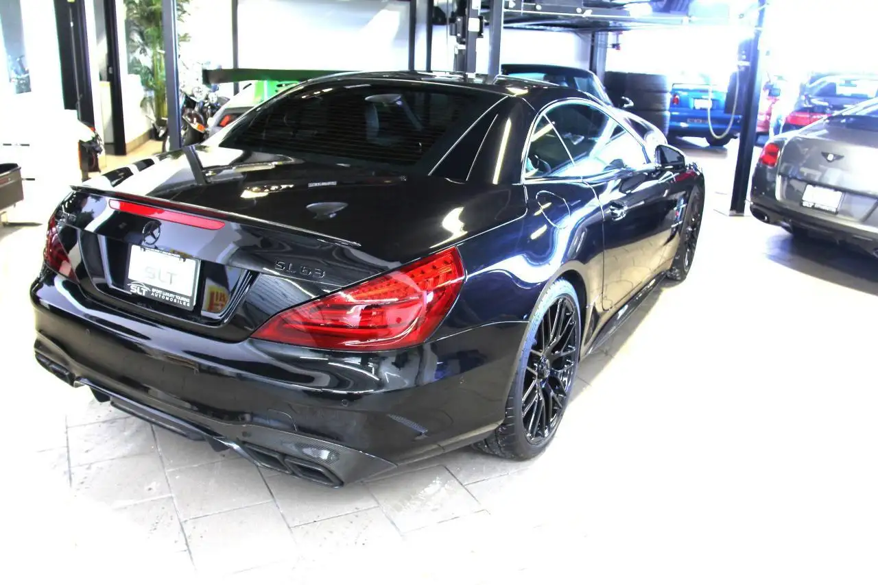 Mercedes-Benz SL снимка Mercedes-Benz SL