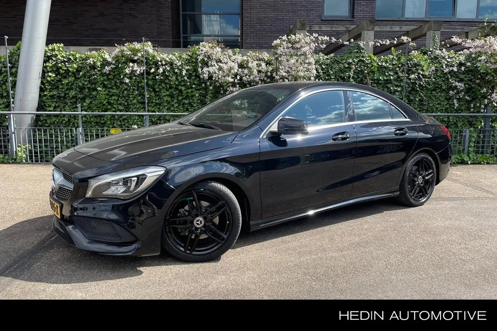 Mercedes-Benz CLA 180 CLA Coupé Business Solution AMG | LED | Stoelverwa Nero - 1