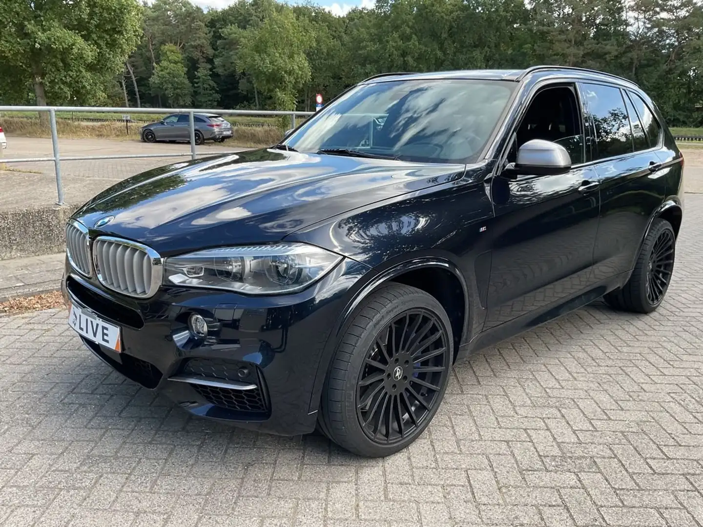 BMW X5 BMW X5 M50d 280 kW - 1