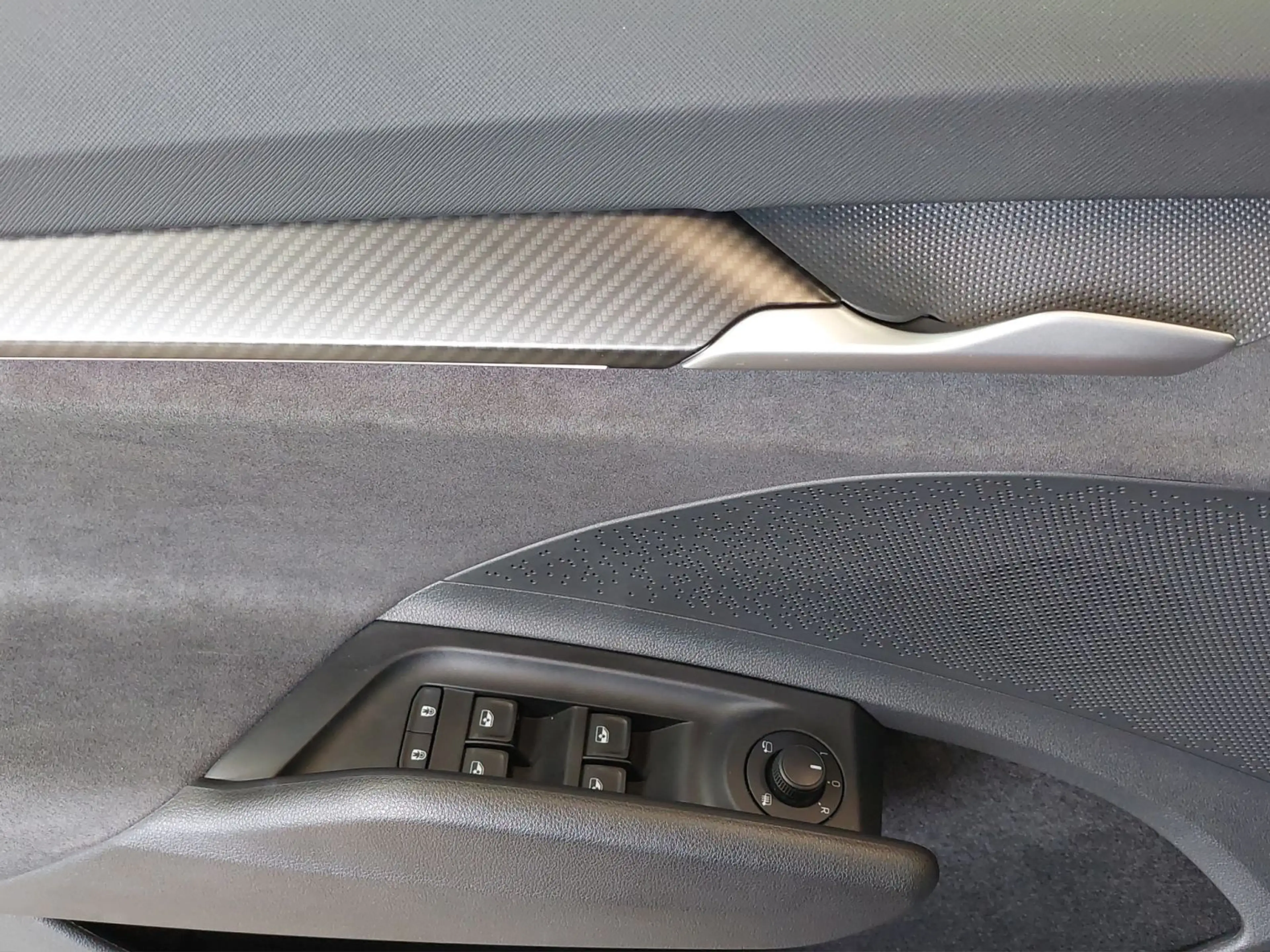 Skoda Elroq RS — photo 12