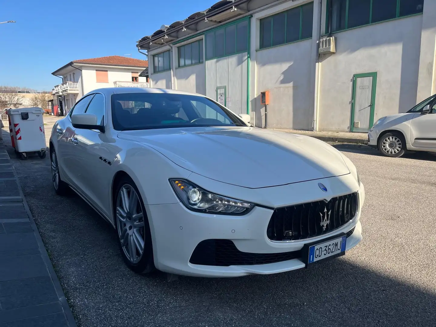 Maserati Ghibli 3.0 V6 ds 275cv auto my16 E6 - 1
